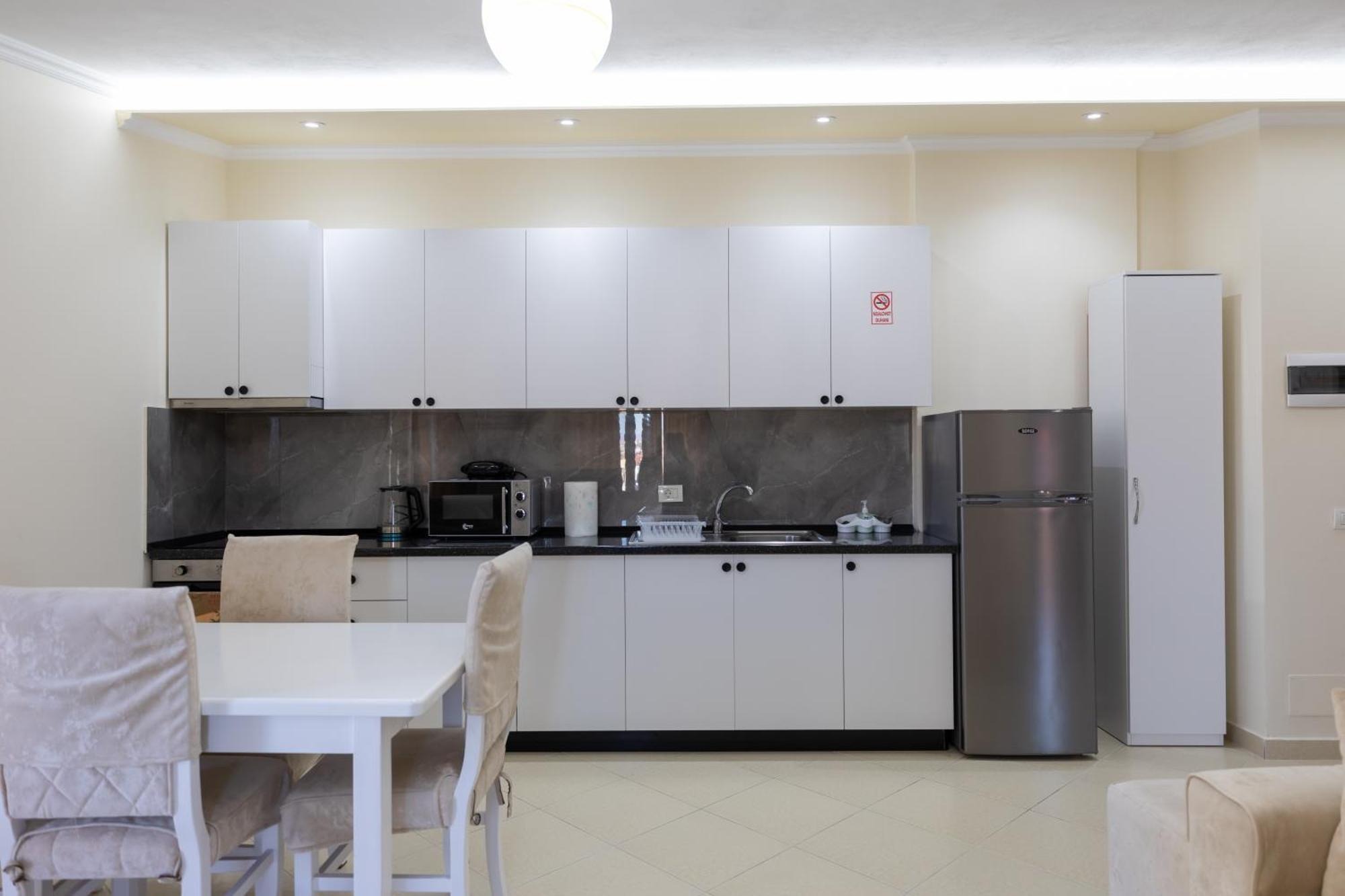 Vila Emi Apartment'S Durrës 外观 照片